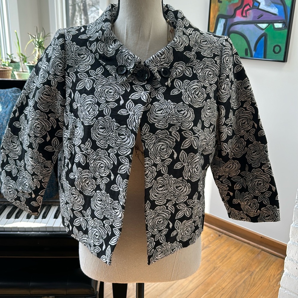 Vintage Floral Blazer 8 | Nine West Floral Blazer 8 | Black  White | 3/4 sleeves
